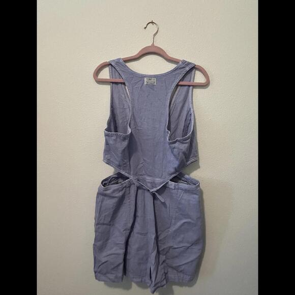 NWT Levi's Standard Fit Chambray Romper - Light Blue - Picture 7 of 7